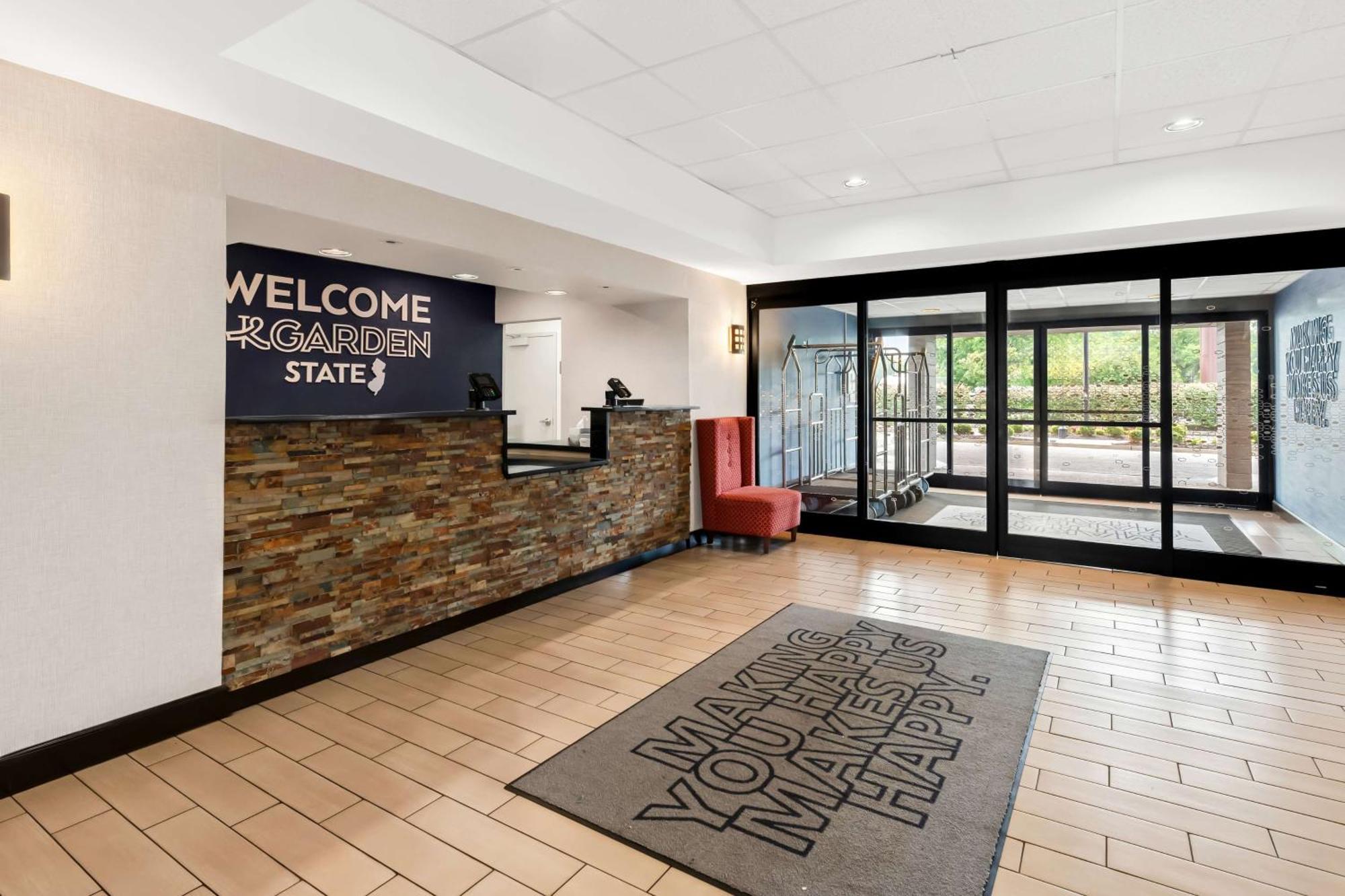 Hampton Inn Pennsville Екстер'єр фото