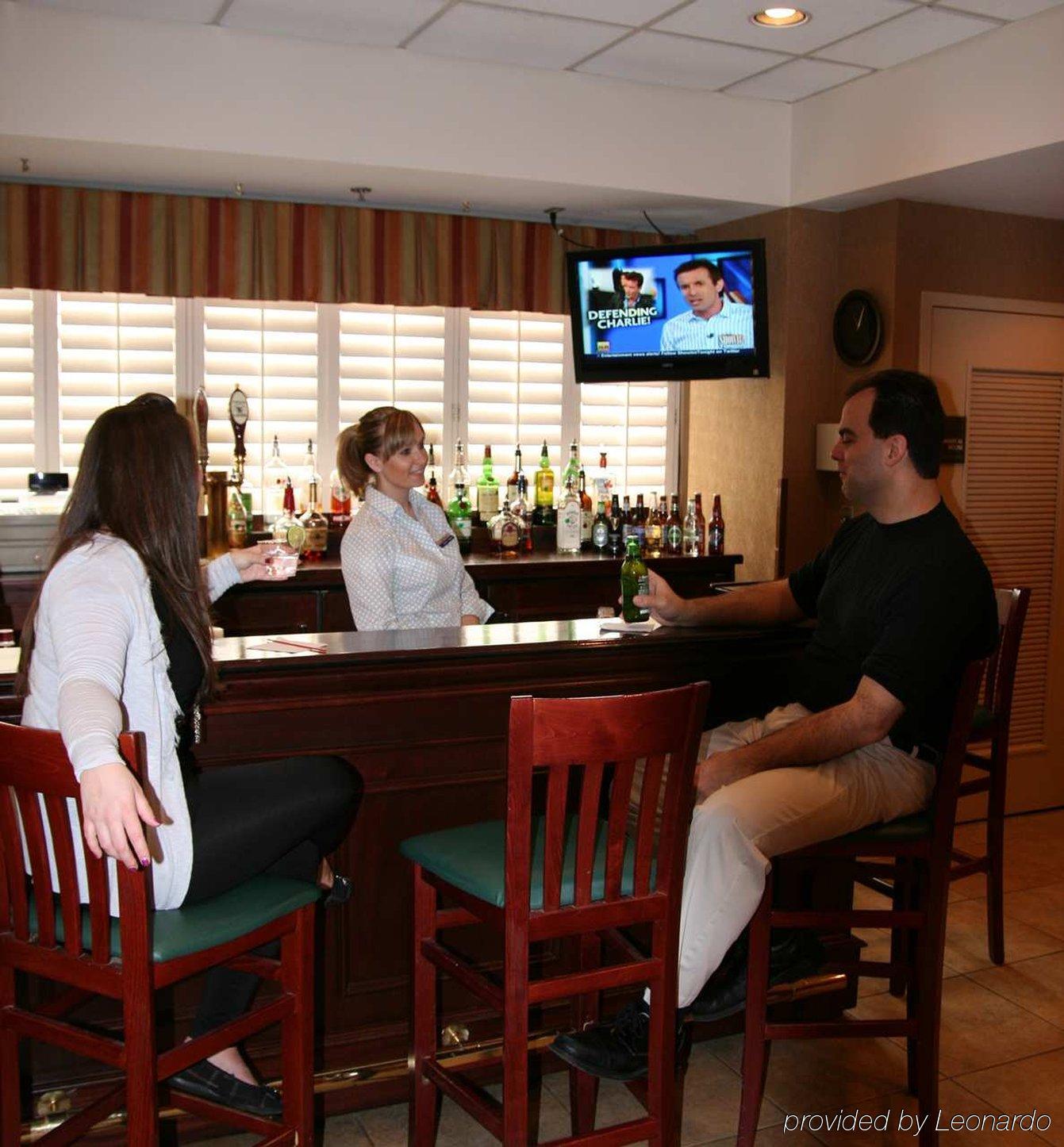 Hampton Inn Pennsville Ресторан фото